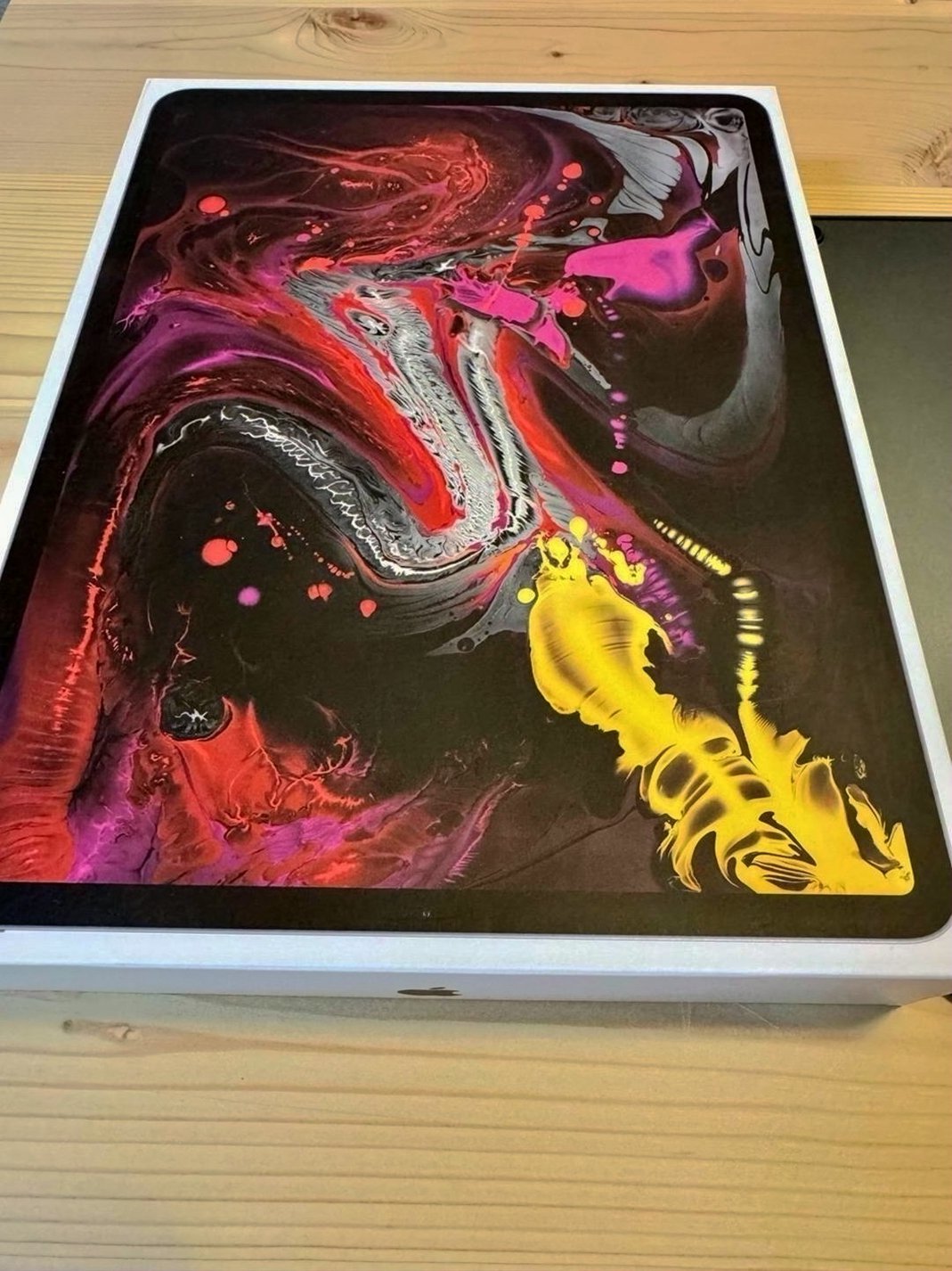 Apple iPad Pro 12.9-inch 1TB Unlocked Used image 4