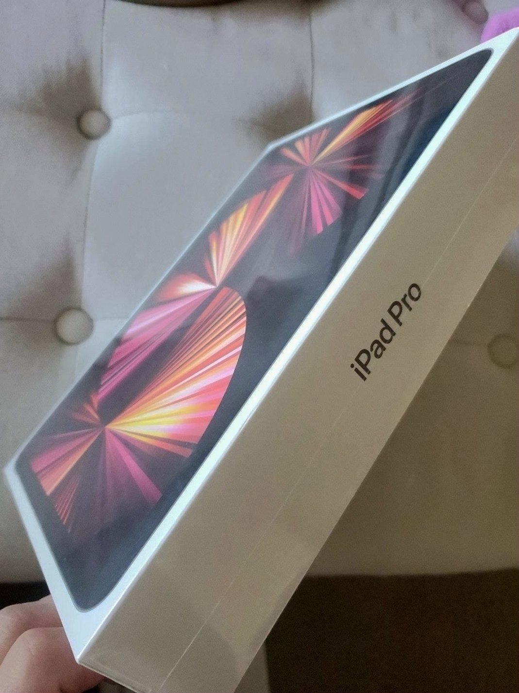 Apple iPad Pro 11 inch 256GB Space Gray Unlocked - Used image 3