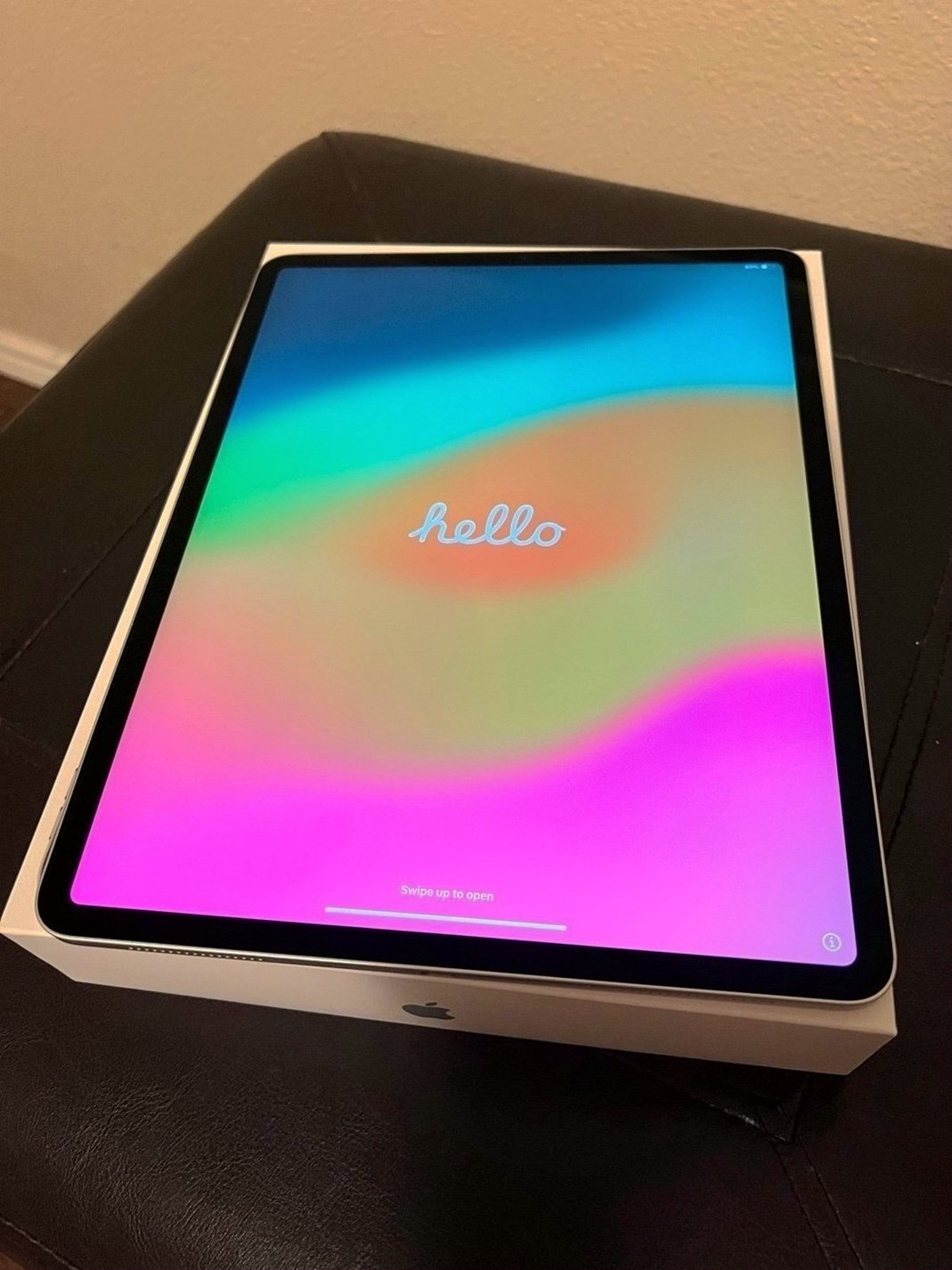 Apple iPad Pro 4th Generation 256GB Silver Unlocked - Used