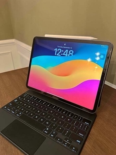Apple iPad Pro 11-inch (3rd Generation) 128GB Space Gray Unlocked - Used