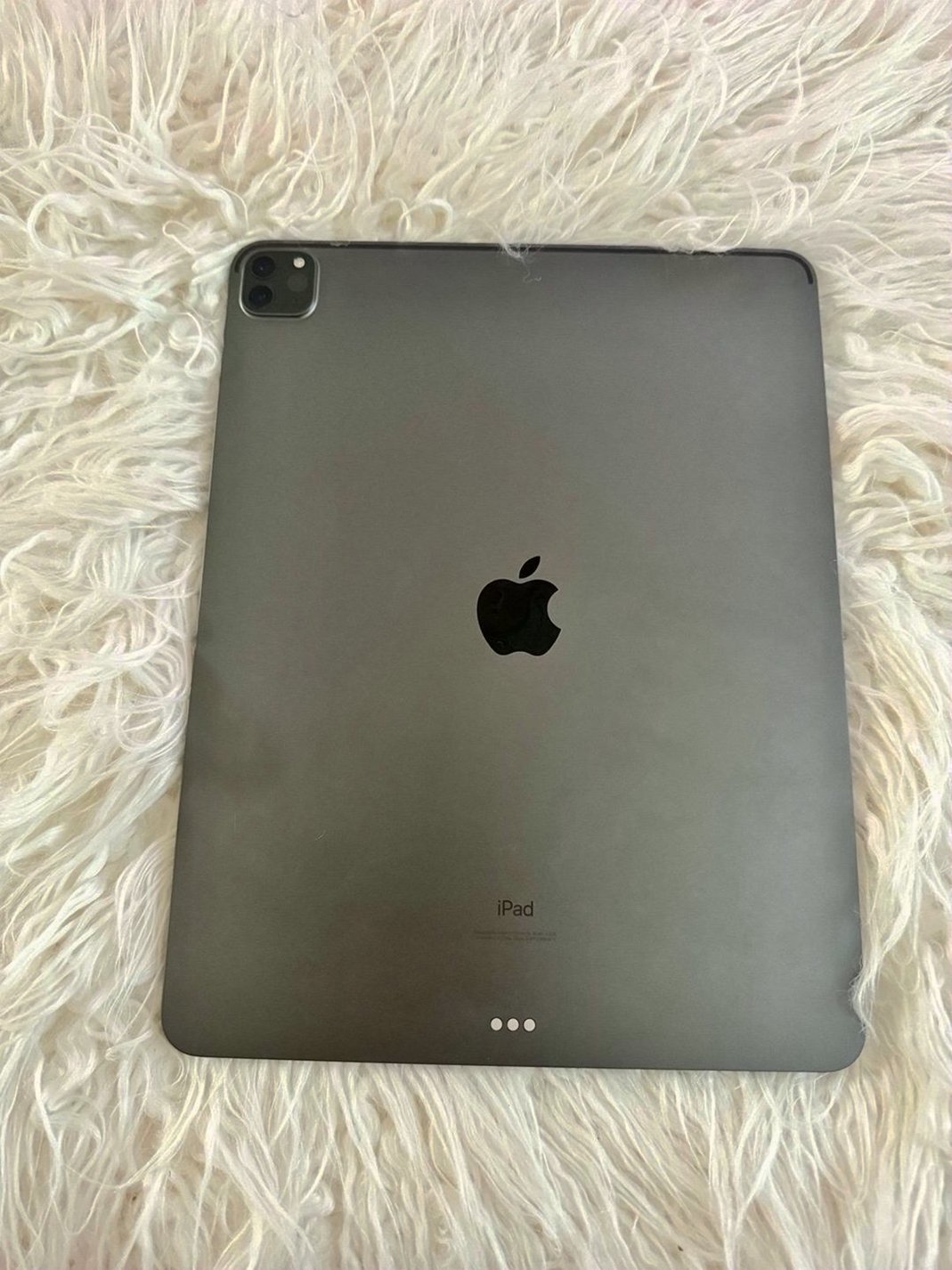 Apple iPad Pro 12.9 512GB Space Gray Unlocked - Used image 2