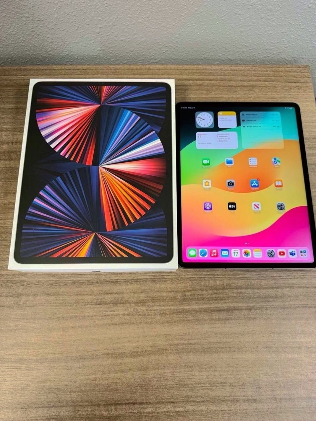 Apple iPad Pro 12.9” 128GB Space Gray Unlocked - Used
