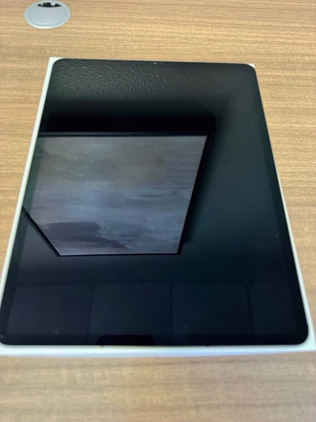Apple iPad Pro 12.9” 128GB Space Gray Unlocked - Used image 4