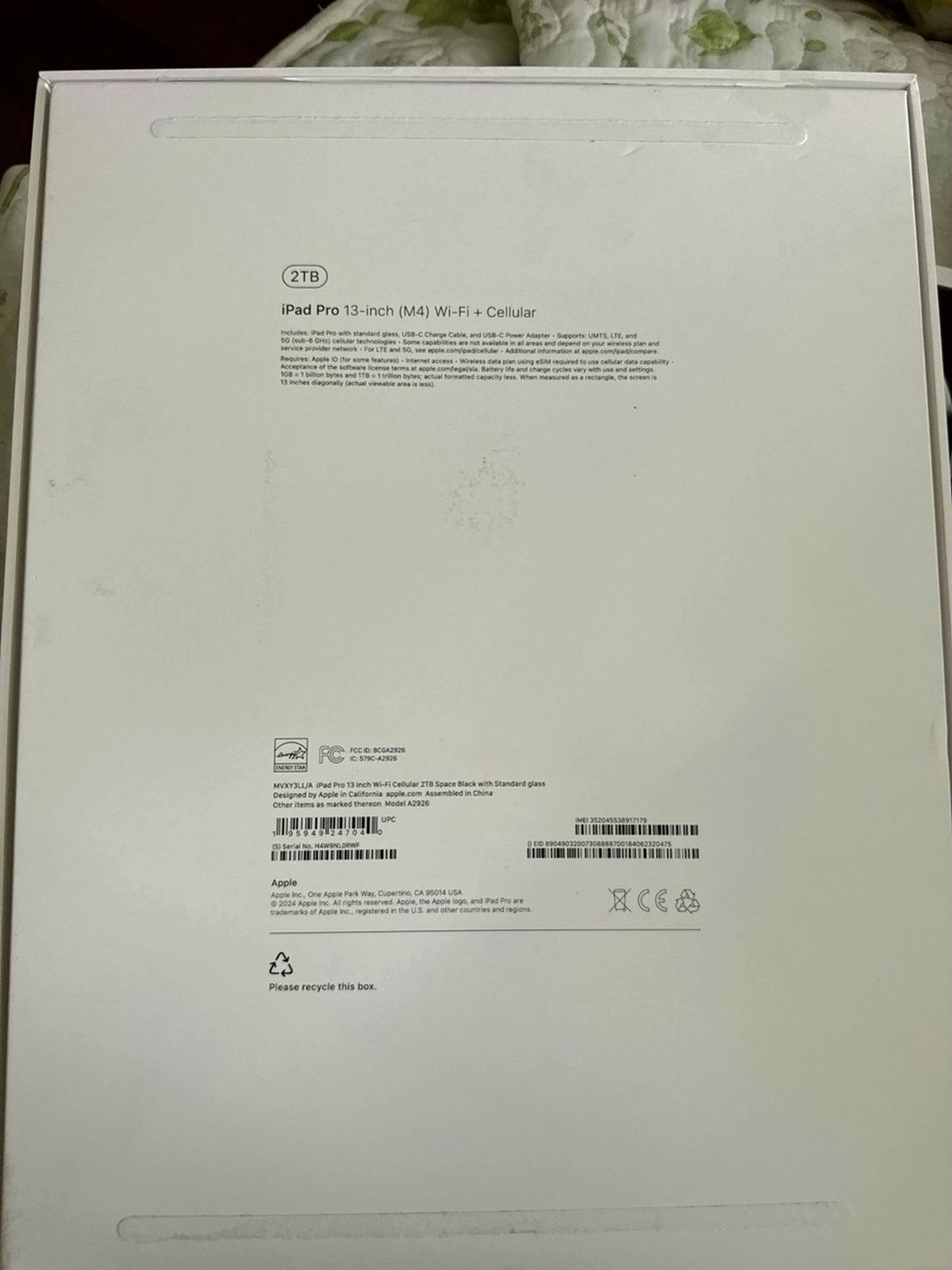 Apple iPad Pro 13-inch 2TB Space Gray Unlocked - Used image 2