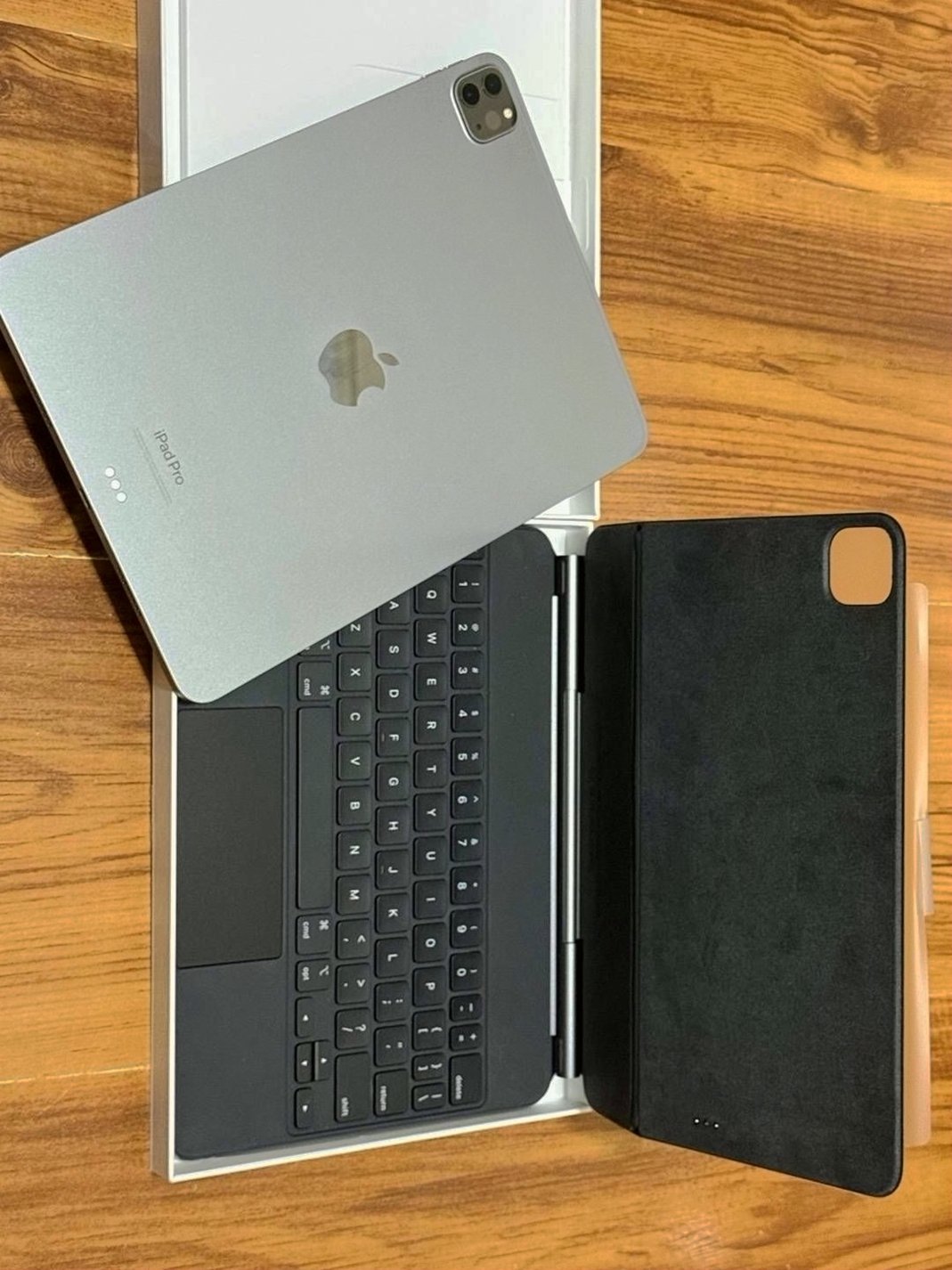 Apple iPad Pro 11 4th Gen 128GB Space Gray Unlocked - Used image 5