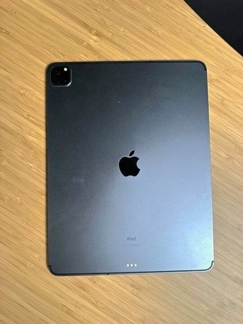 Apple iPad Pro 12.9-inch 128GB Space Gray Unlocked - Used image 2