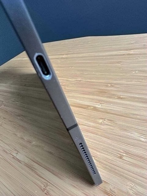 Apple iPad Pro 12.9-inch 128GB Space Gray Unlocked - Used image 3