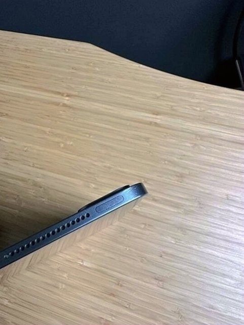 Apple iPad Pro 12.9-inch 128GB Space Gray Unlocked - Used image 4