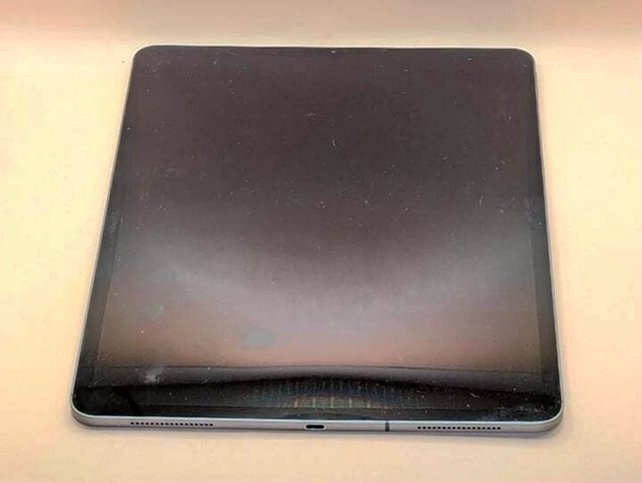 Apple iPad Pro 12.9 256GB Gray Unlocked - Used image 2