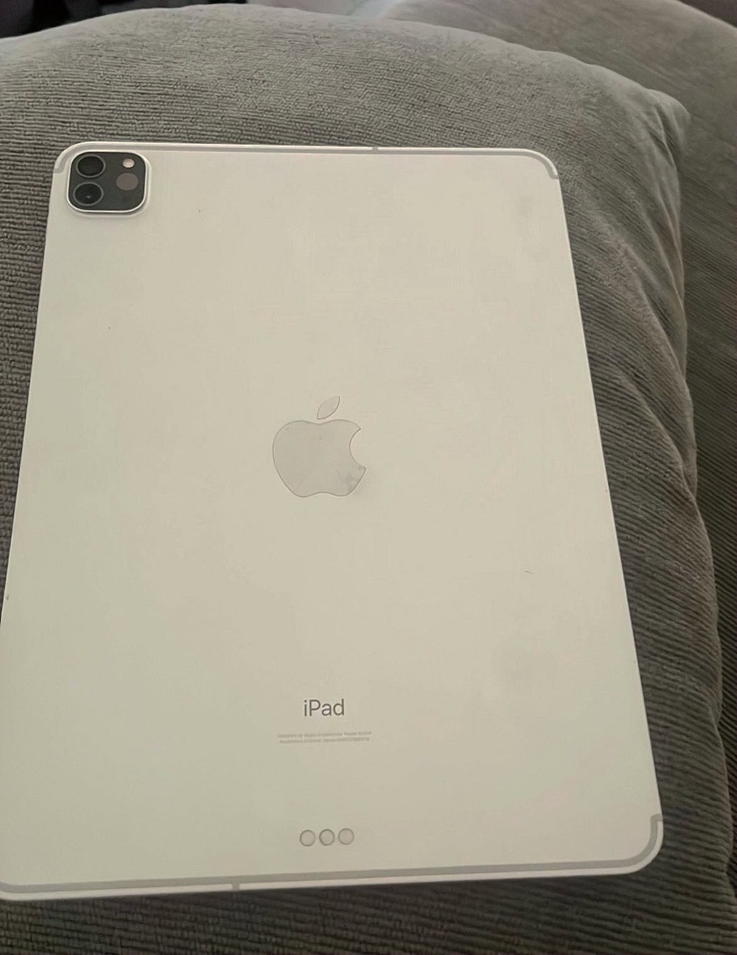 Apple iPad Pro 128GB Rose Gold Unlocked - Used