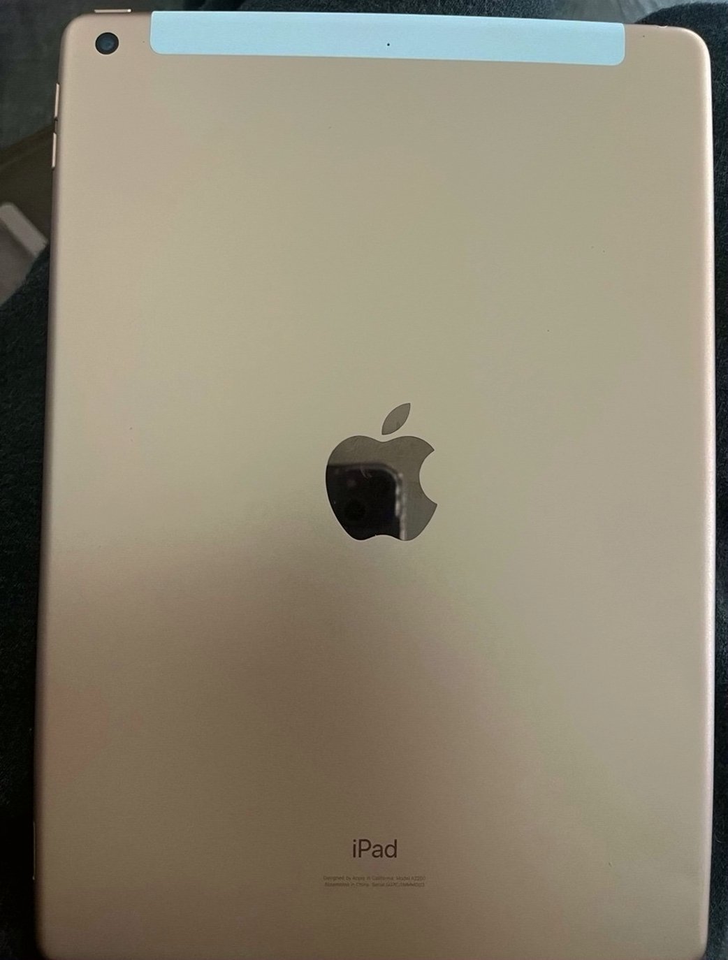 Apple iPad Pro 128GB Rose Gold Unlocked - Used image 4