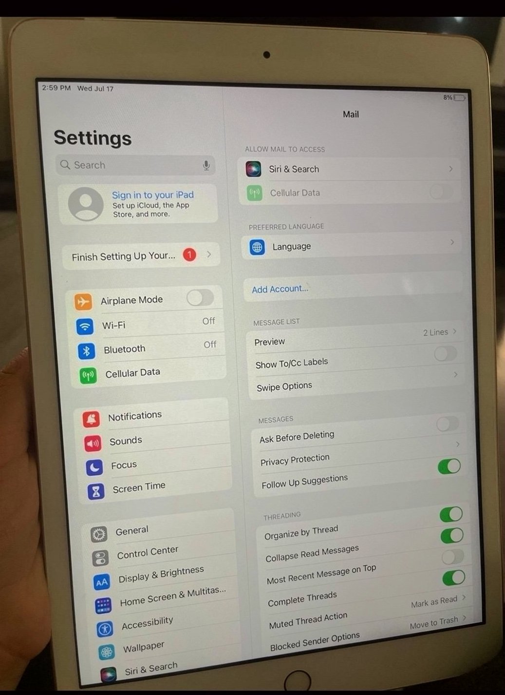 Apple iPad Pro 128GB Rose Gold Unlocked - Used image 5