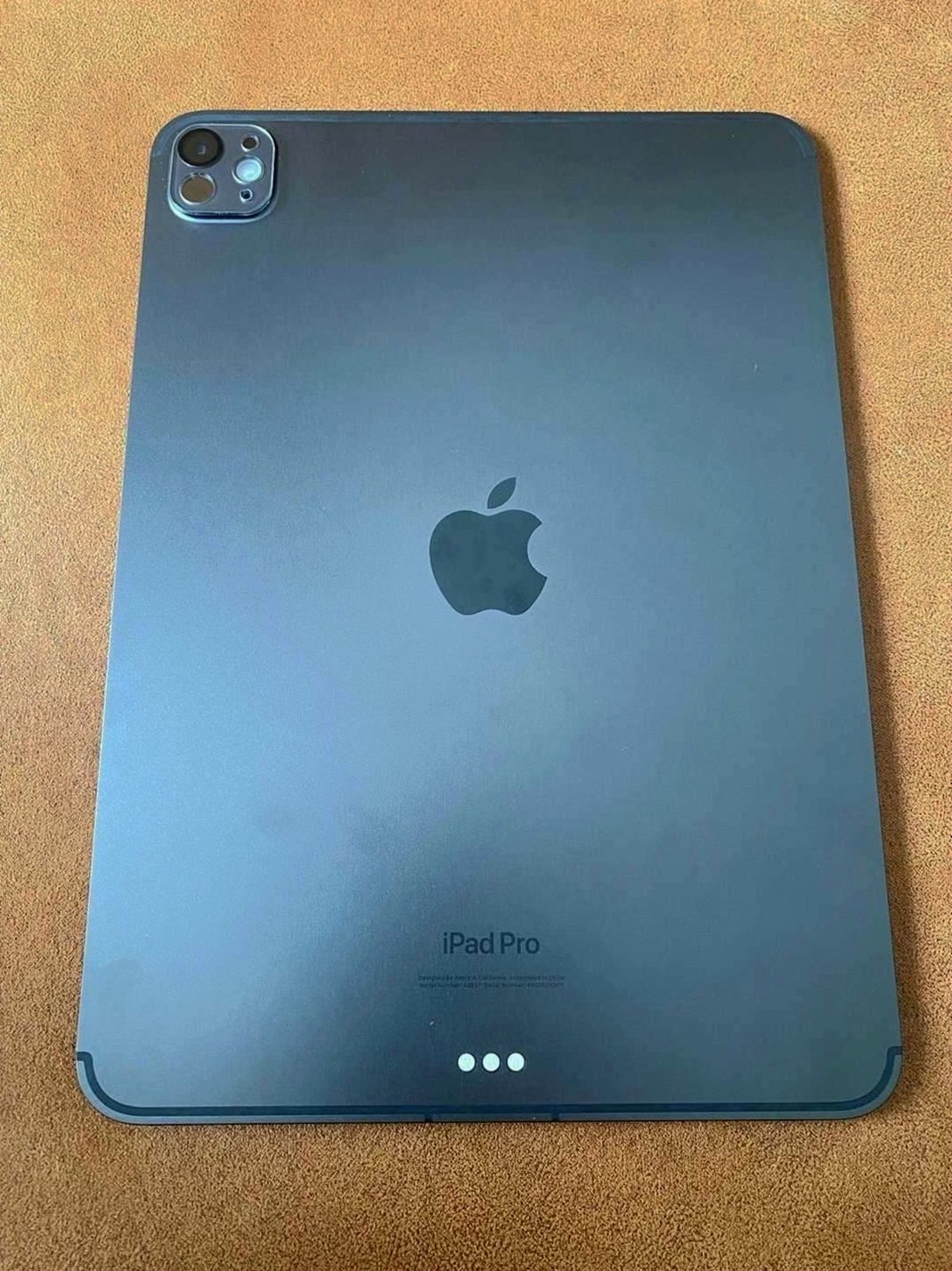 Apple iPad Pro 11 M4 512GB Cellular Unlocked - Used image 2