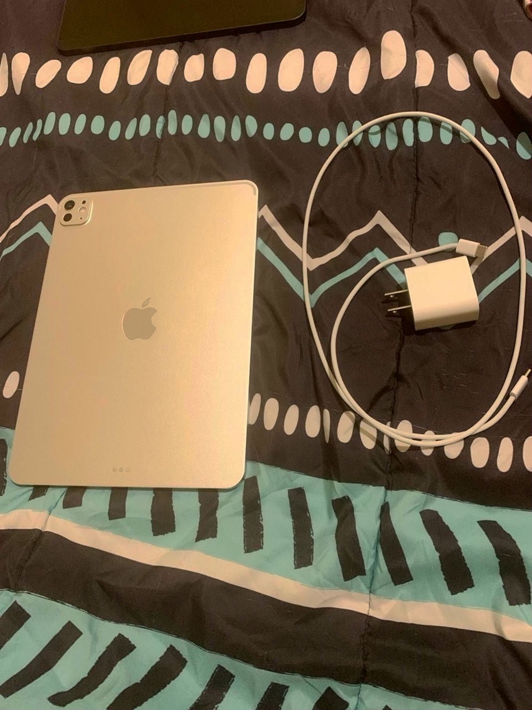 Apple iPad Pro 11 inch M4 512GB Silver Unlocked - Used image 2