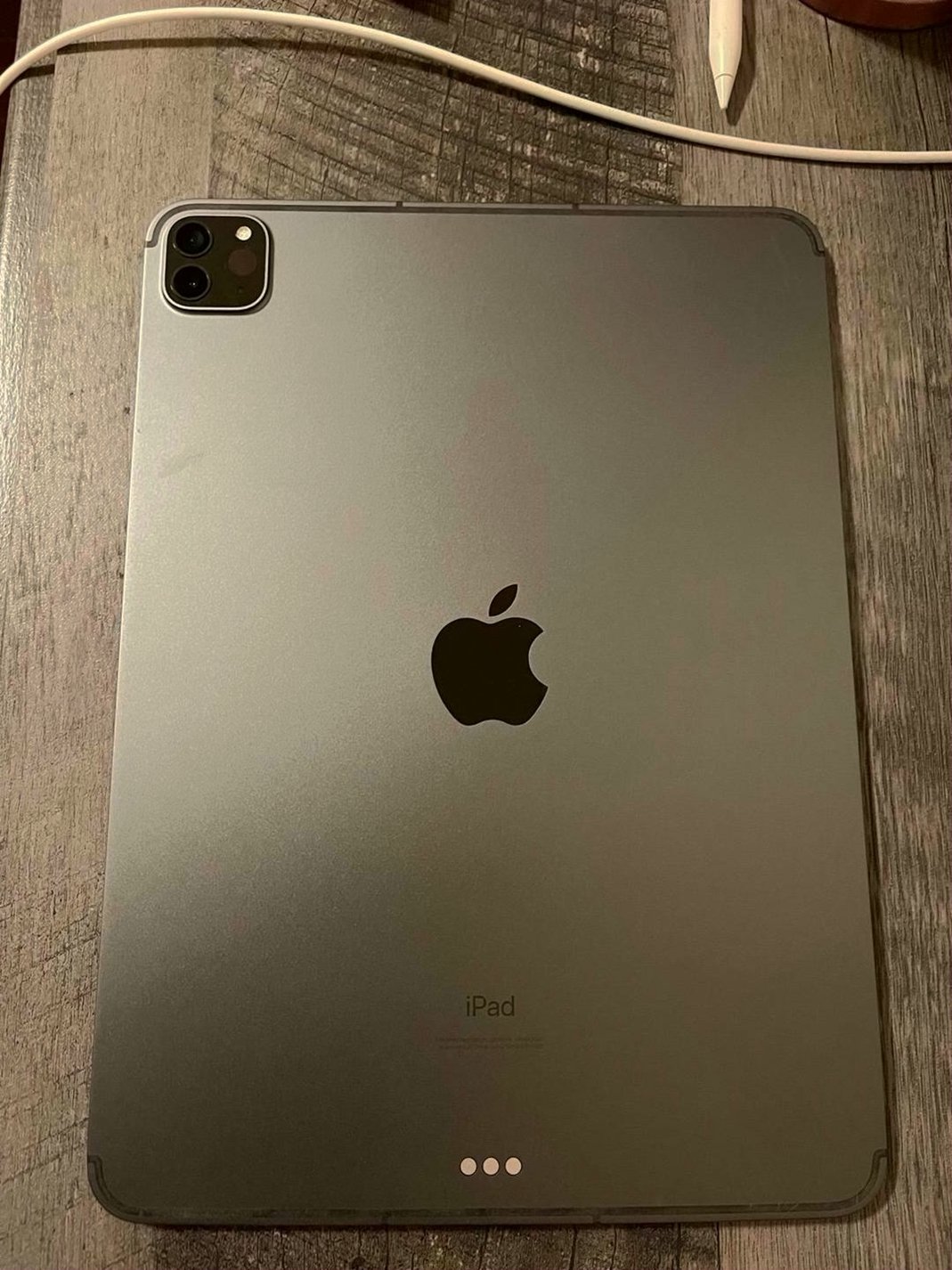 Apple iPad Pro 11-inch 3rd Gen 128GB Unlocked Used image 3