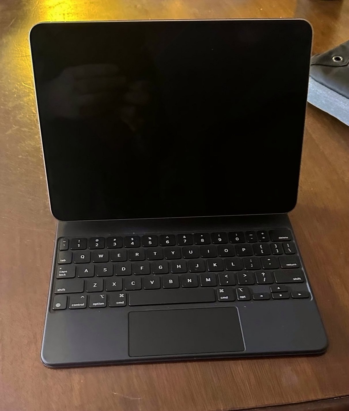 Apple iPad Pro 11 inch Gen4 128GB Unlocked - Used image 4