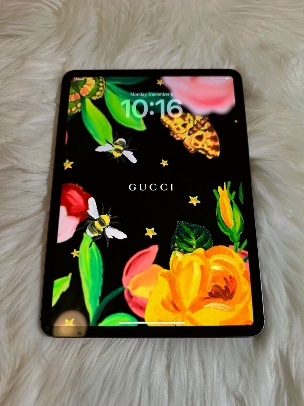 Apple iPad Pro 11 Inch 64GB Space Gray Unlocked - Used