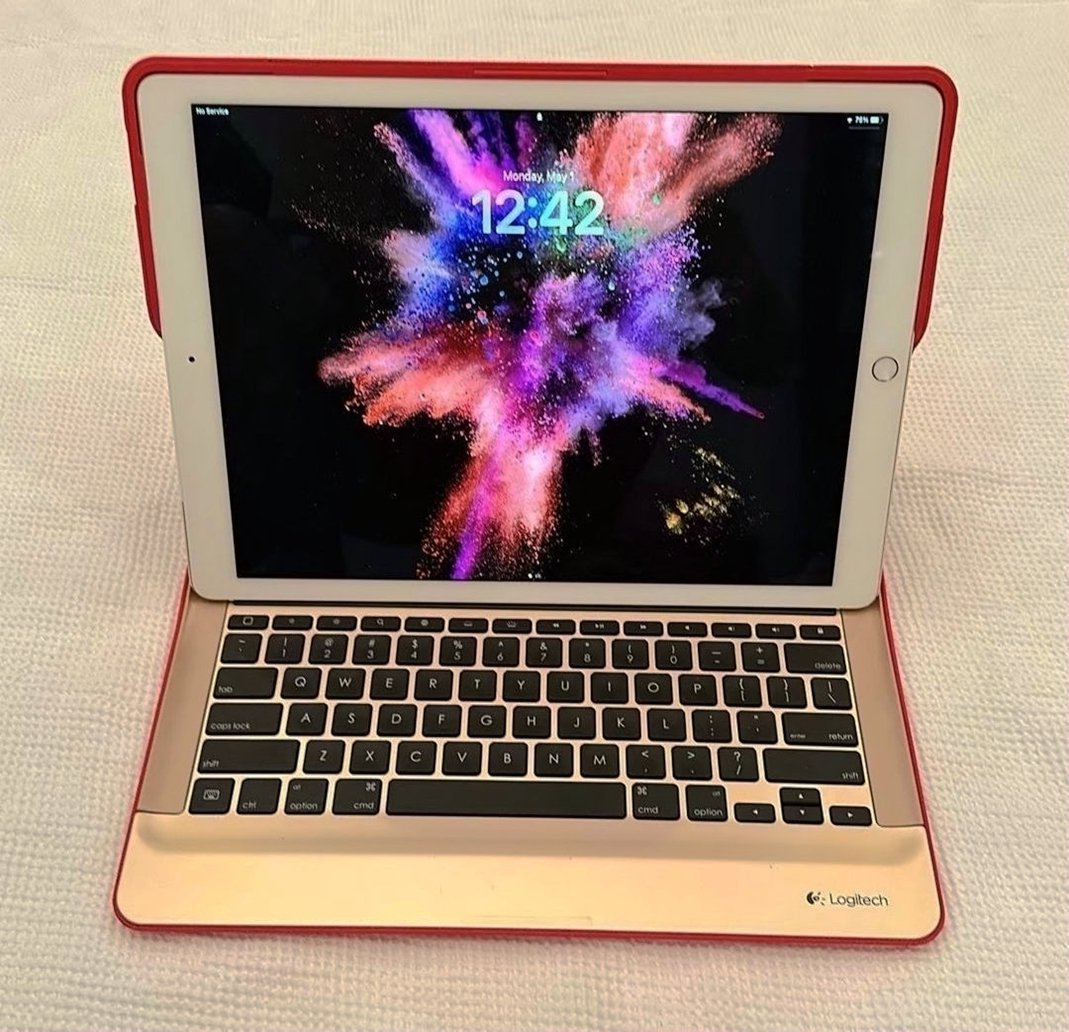 Apple iPad Pro 12.9” 1st Generation 128GB Gold Unlocked - Used
