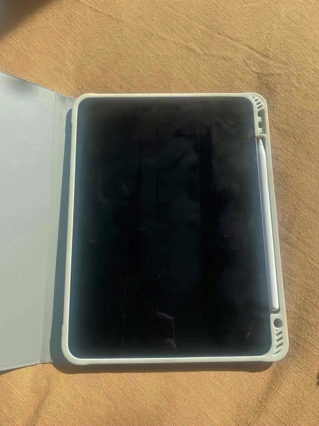 Apple iPad Pro 2nd Generation 64GB Space Gray Unlocked - Used