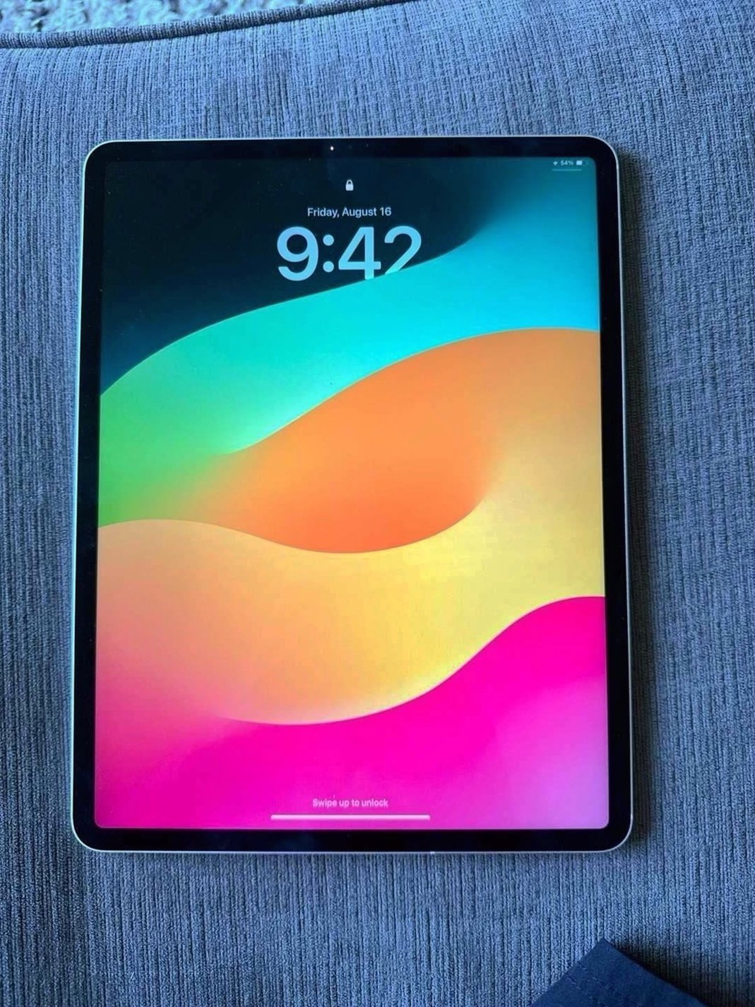 Apple iPad Pro 12.9 4th Gen 512GB Magic Keyboard Unlocked Used