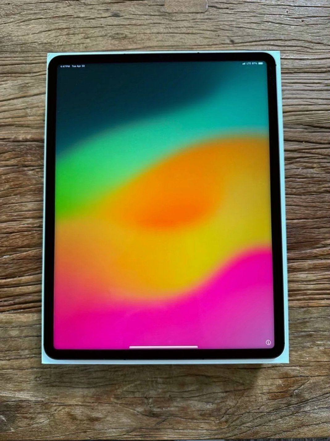 Apple iPad Pro 12.9 inch 256GB Space Gray Unlocked - Used