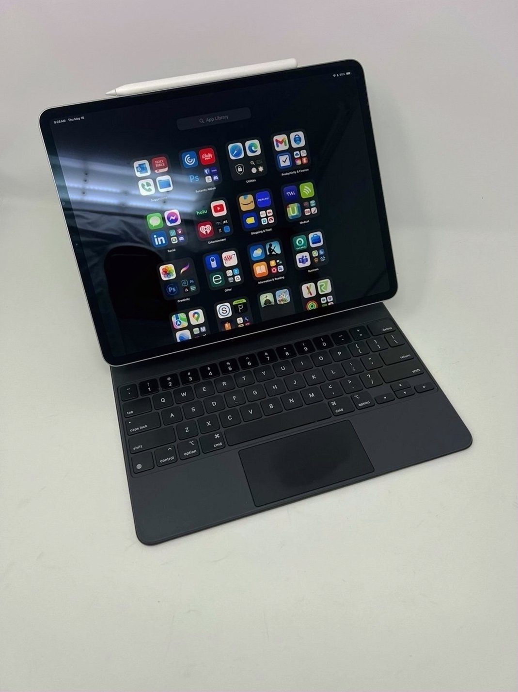 Apple iPad Pro 12.9” 6th Generation 1TB Space Gray Unlocked - Used
