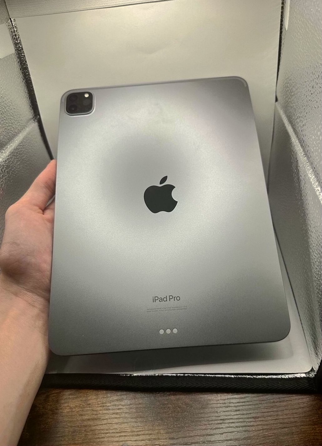 Apple iPad Pro 4th Generation 128GB Space Gray Unlocked - Used