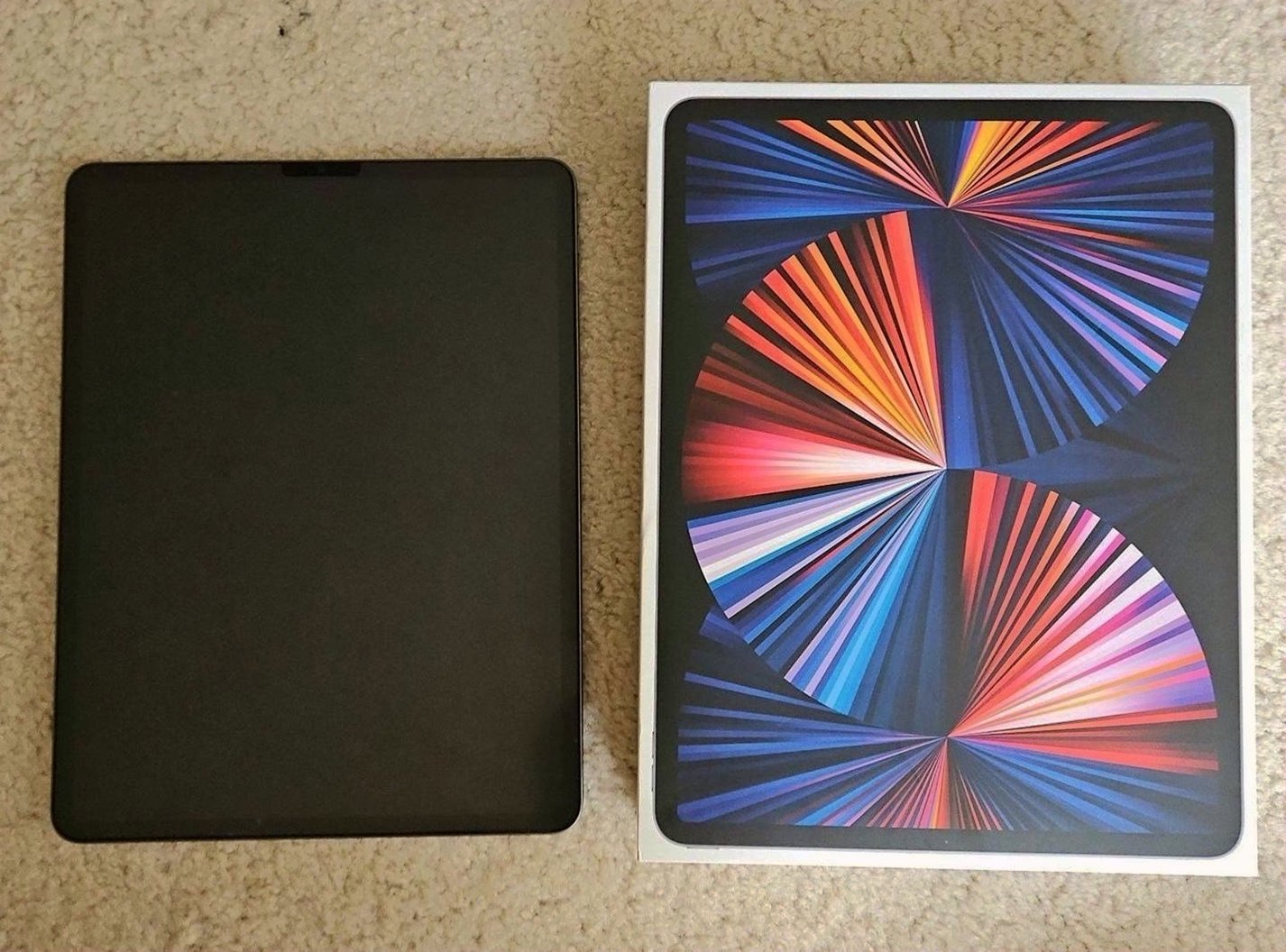 Apple iPad Pro 5th Generation 256GB Silver Unlocked - Used