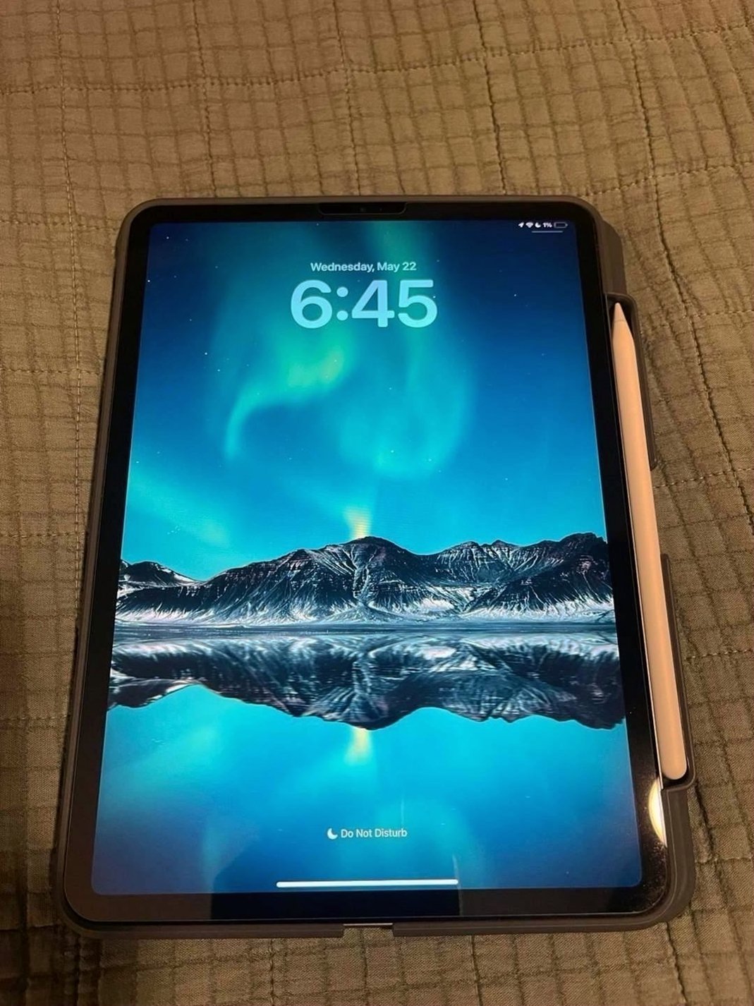 Apple iPad Pro 3rd Gen 64GB Space Gray Unlocked - Used