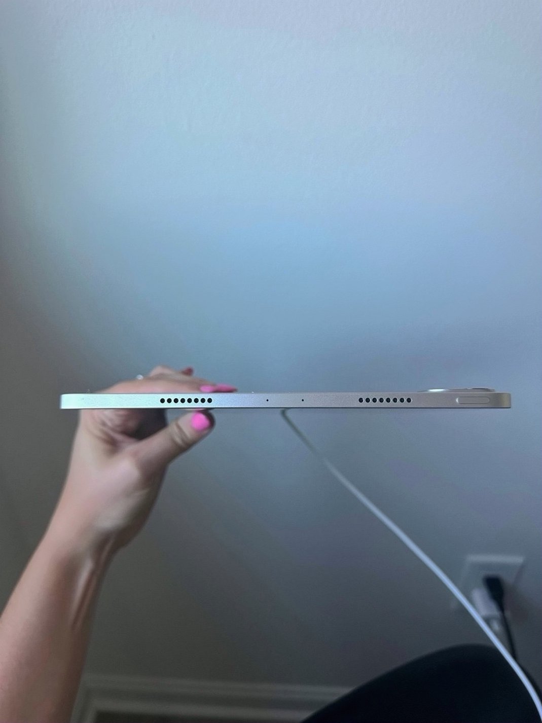 Apple iPad Pro 11-inch 128GB Space Gray Unlocked - Used image 5