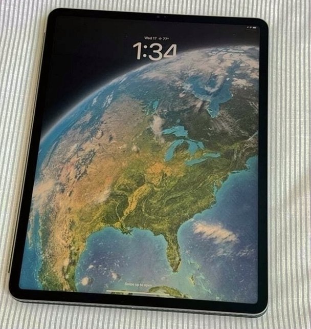 Apple iPad Pro 12.9" 1TB Space Gray Unlocked - Used image 2