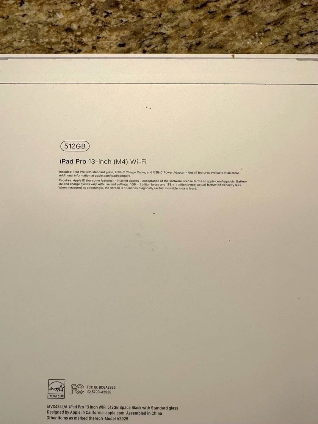 Apple iPad Pro 13-Inch 512GB Space Black Unlocked - Used image 2