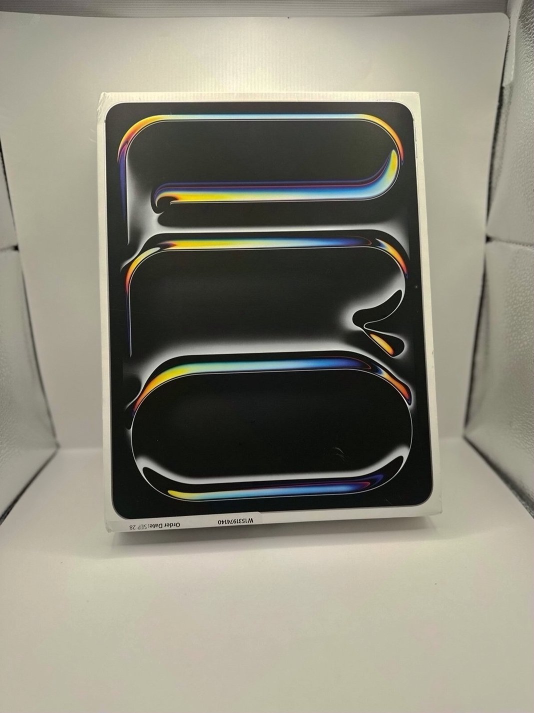 Apple iPad Pro M4 256GB 13-Inch Wi-Fi Only Unlocked - Used