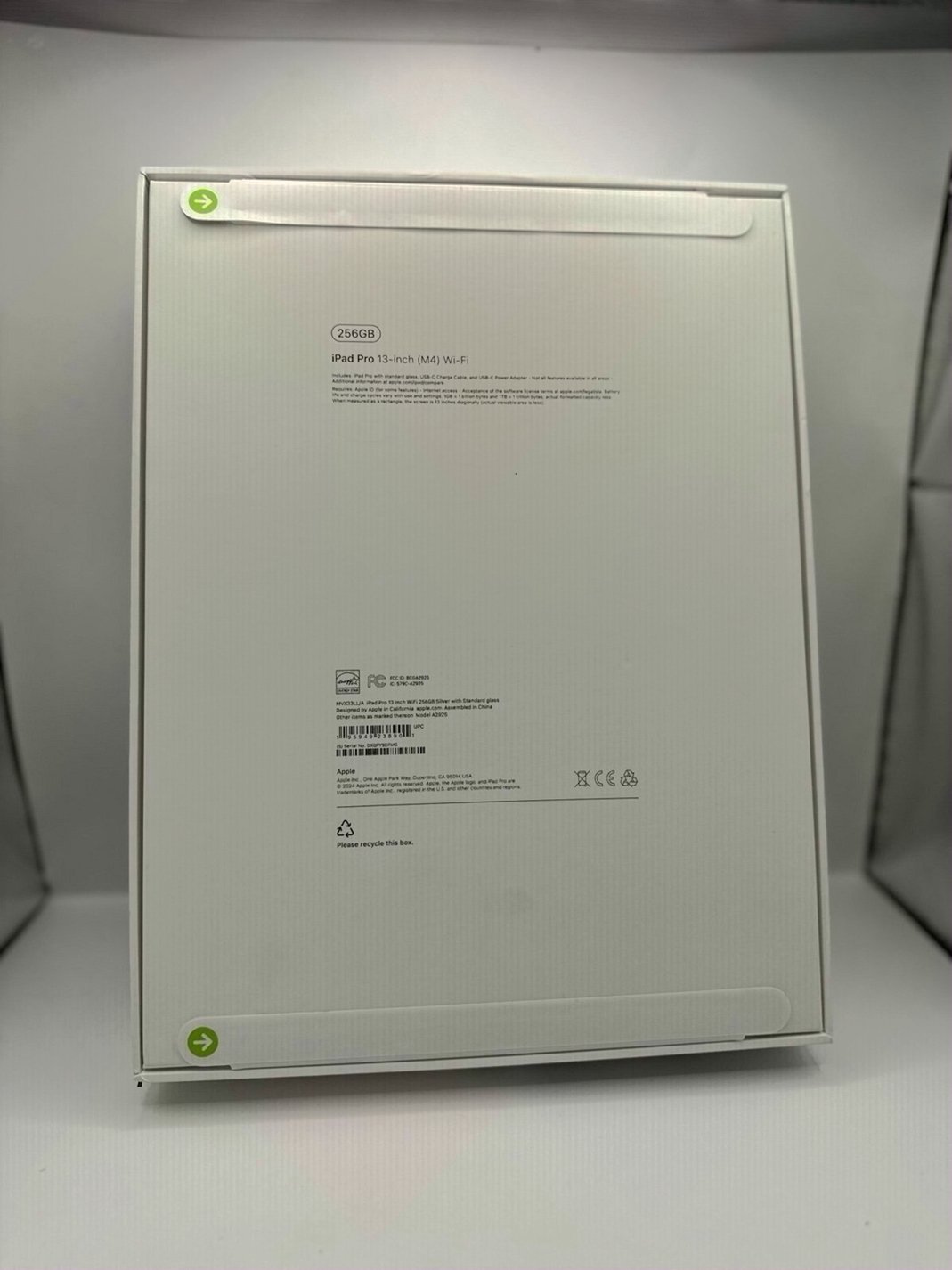 Apple iPad Pro M4 256GB 13-Inch Wi-Fi Only Unlocked - Used image 2