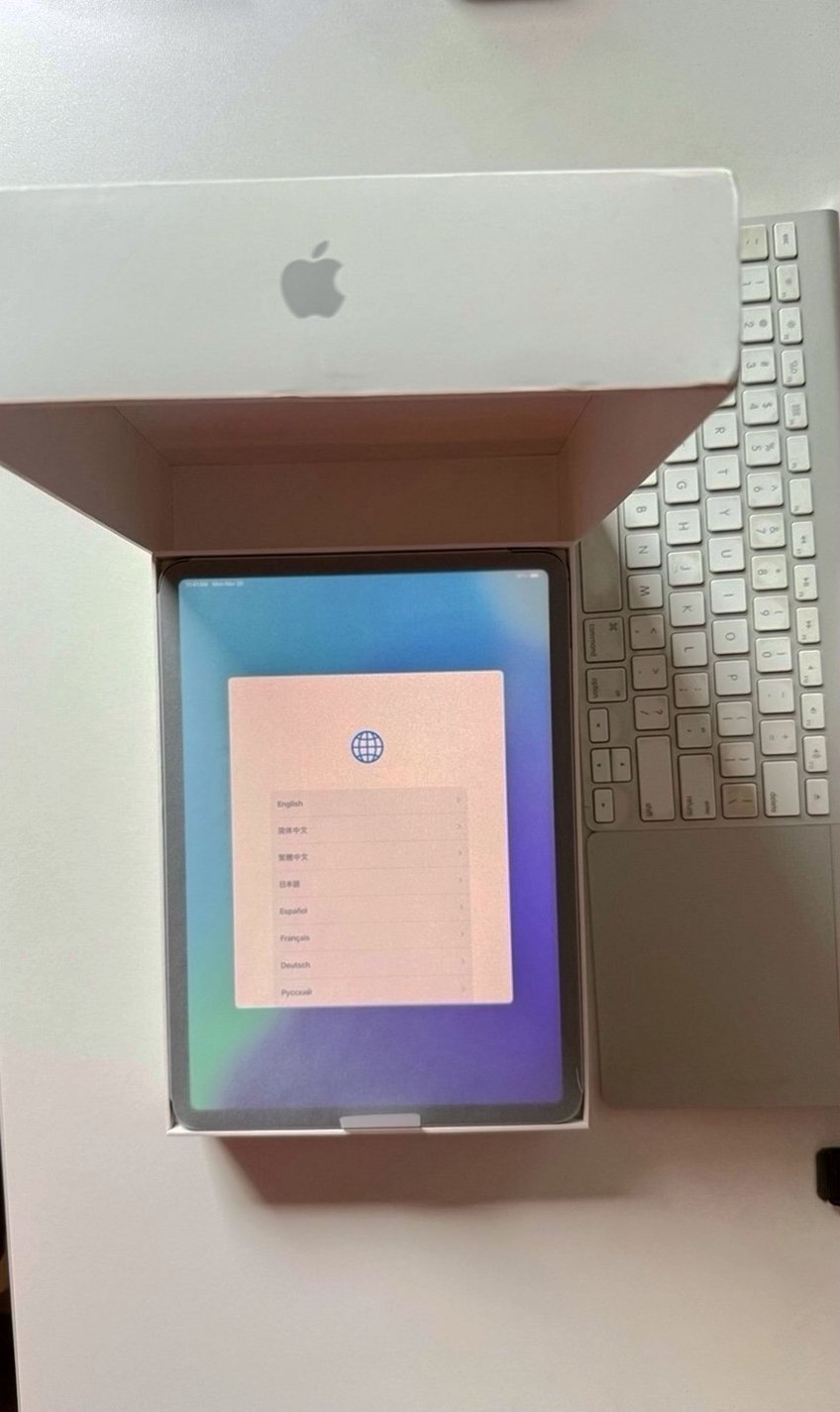 Apple iPad Pro M2 11 inch 128GB Unlocked - Used A+ Grade image 2