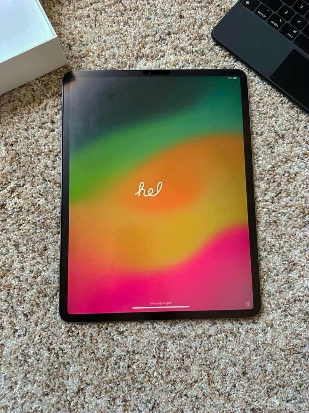 Apple iPad Pro 12.9-inch 1TB Space Grey Unlocked - Used image 2