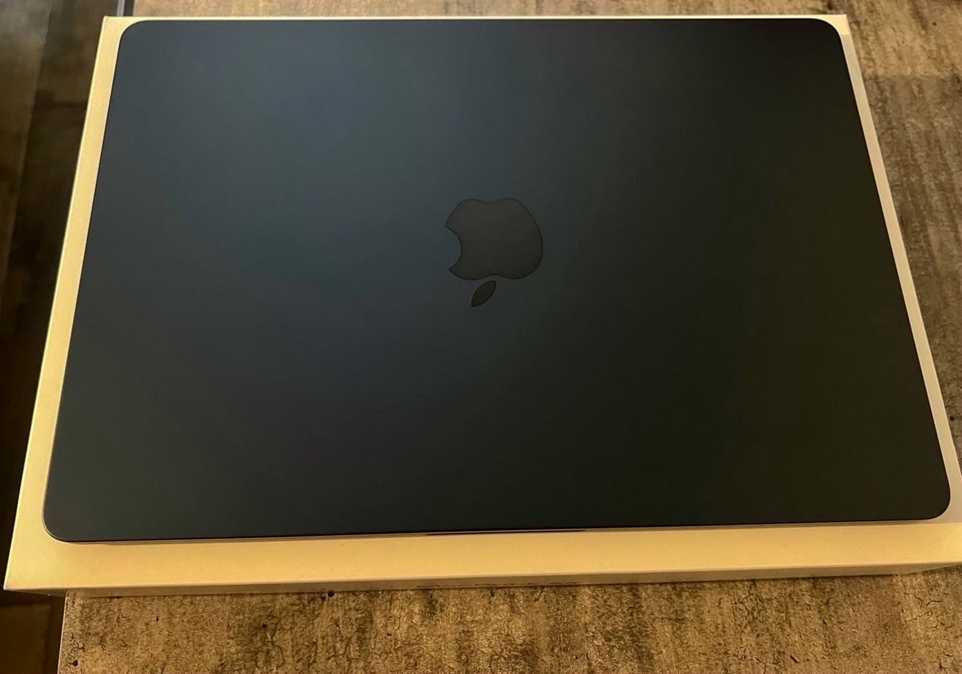 Apple MacBook Air M2 256GB Midnight Blue - Used image 4