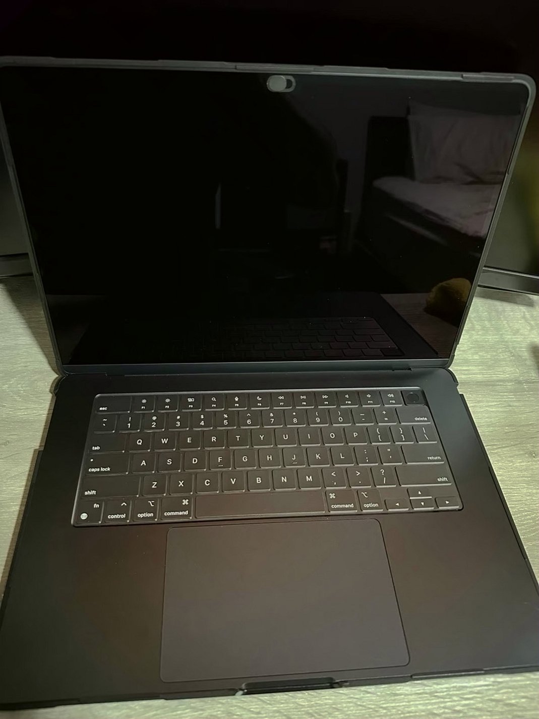 Apple MacBook Air M2 15 inch 2Z61 Used image 4