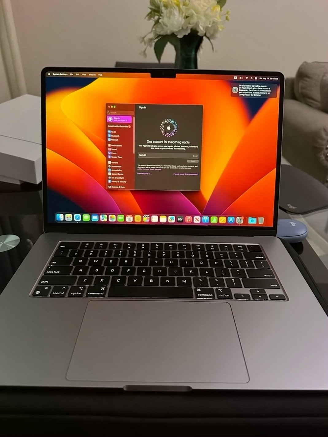 Apple MacBook Air 15-inch M2 256GB Unlocked - Used image 3
