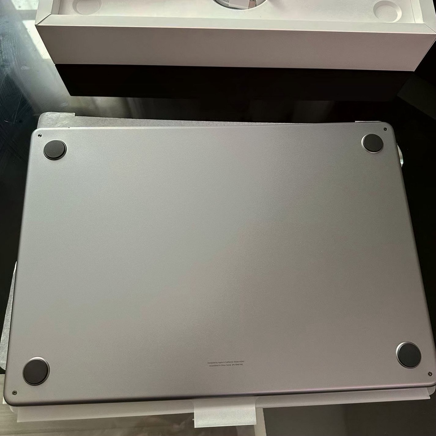 Apple MacBook Air 15-inch M2 256GB Unlocked - Used image 5