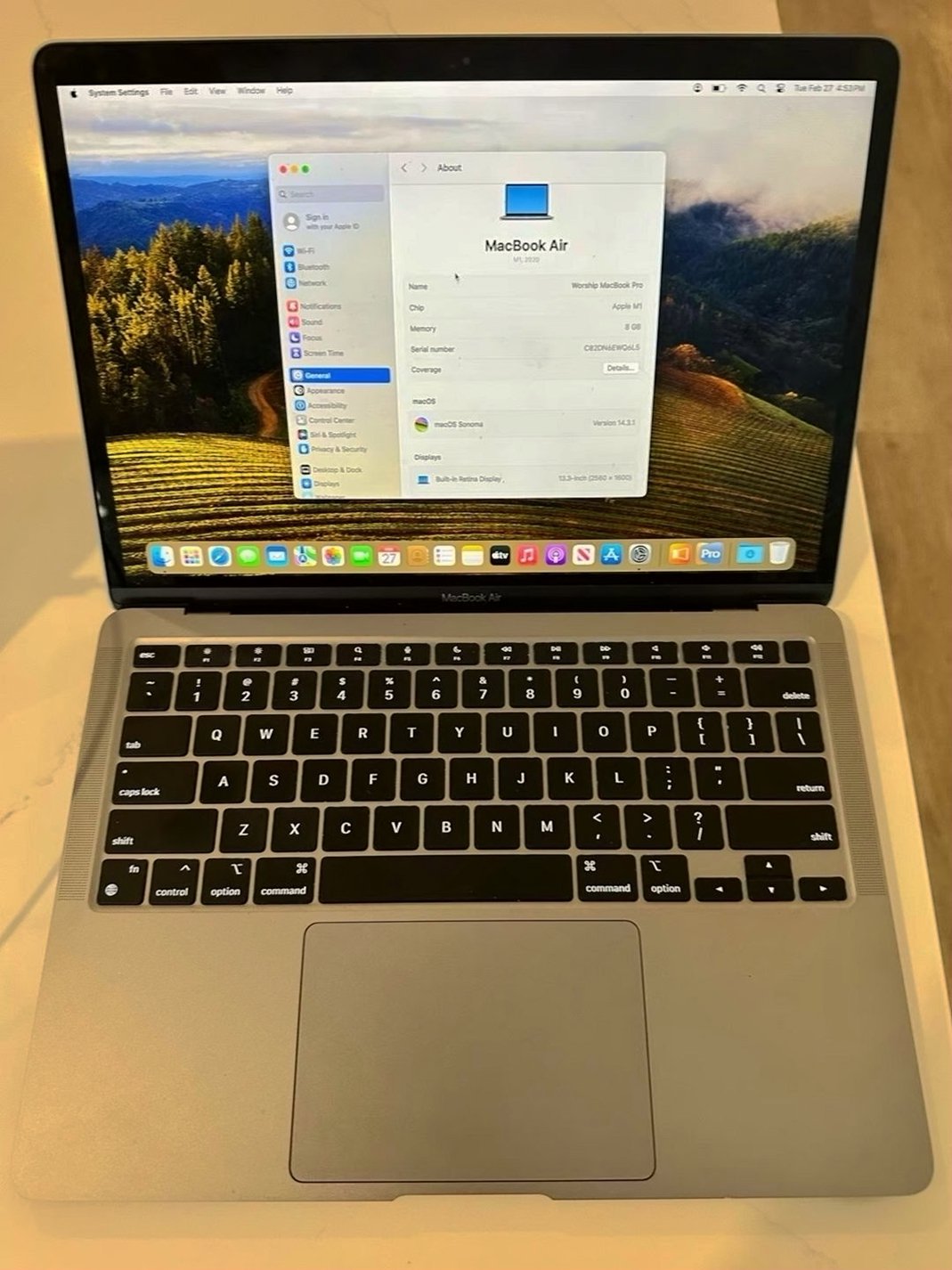 Apple MacBook Air 13in M1 512GB SSD Unlocked - Used
