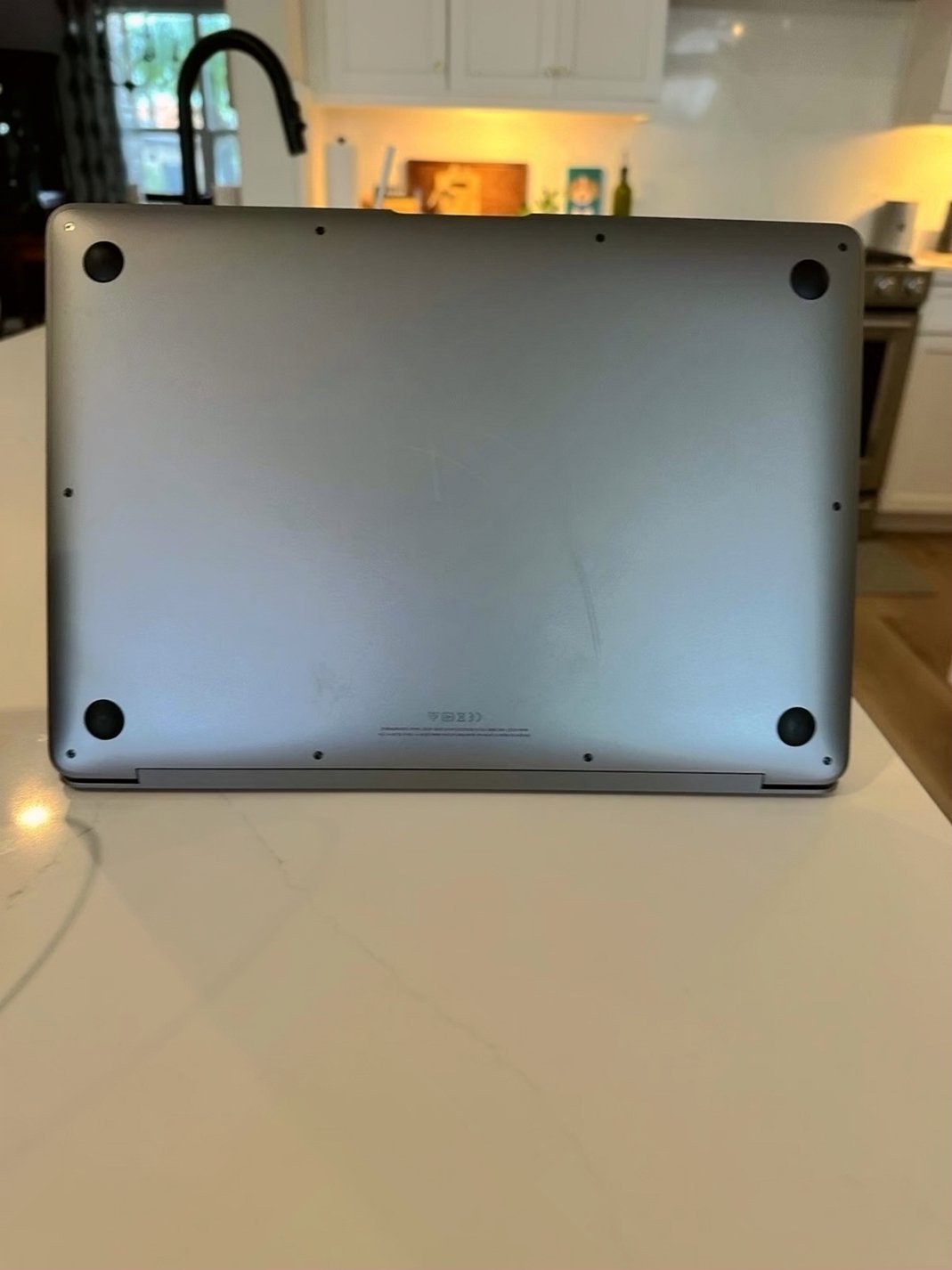 Apple MacBook Air 13in M1 512GB SSD Unlocked - Used image 4