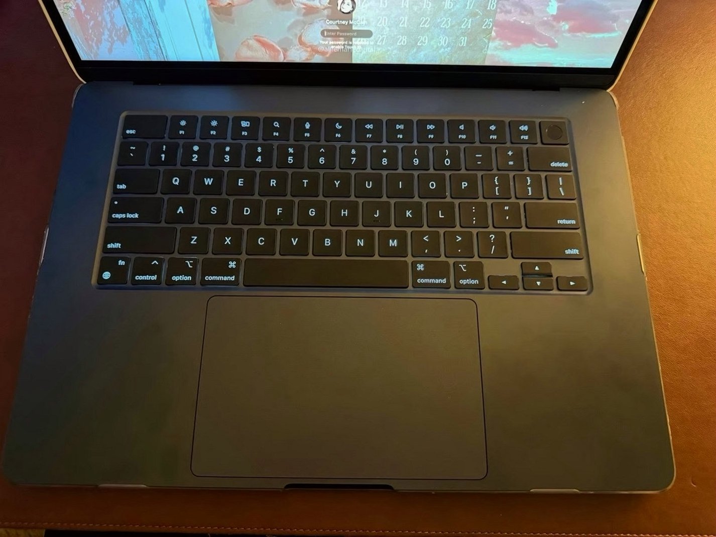Apple MacBook Air 15” M2 256GB Midnight Blue Unlocked - Used image 2