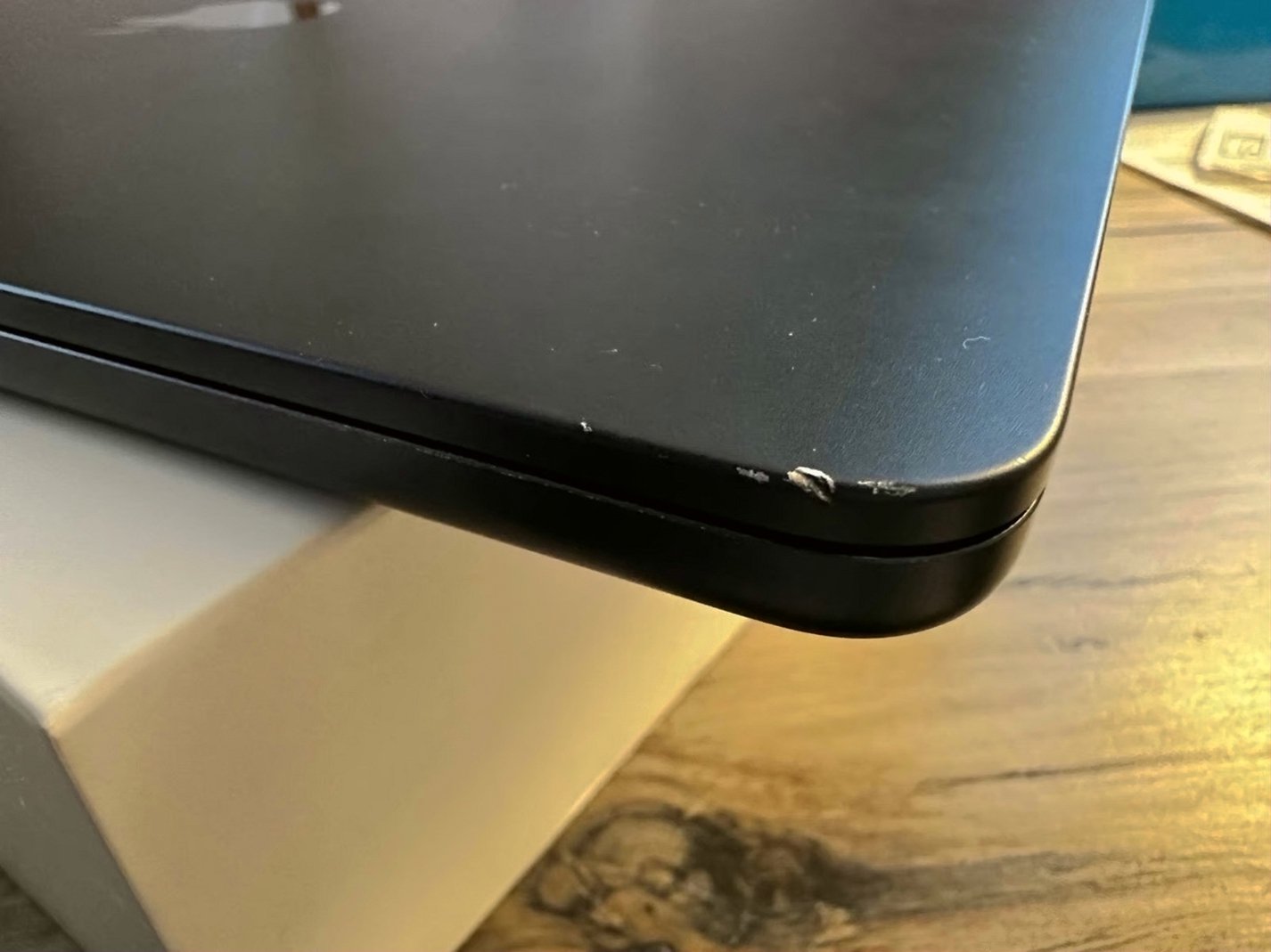 Apple MacBook Air M2 2022 256GB Midnight Unlocked - Used image 3