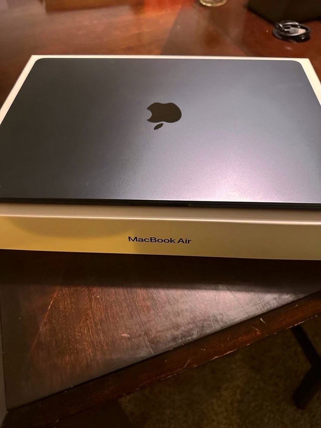 Apple MacBook Air 15in. M3 256GB Midnight Blue Unlocked - Used image 5