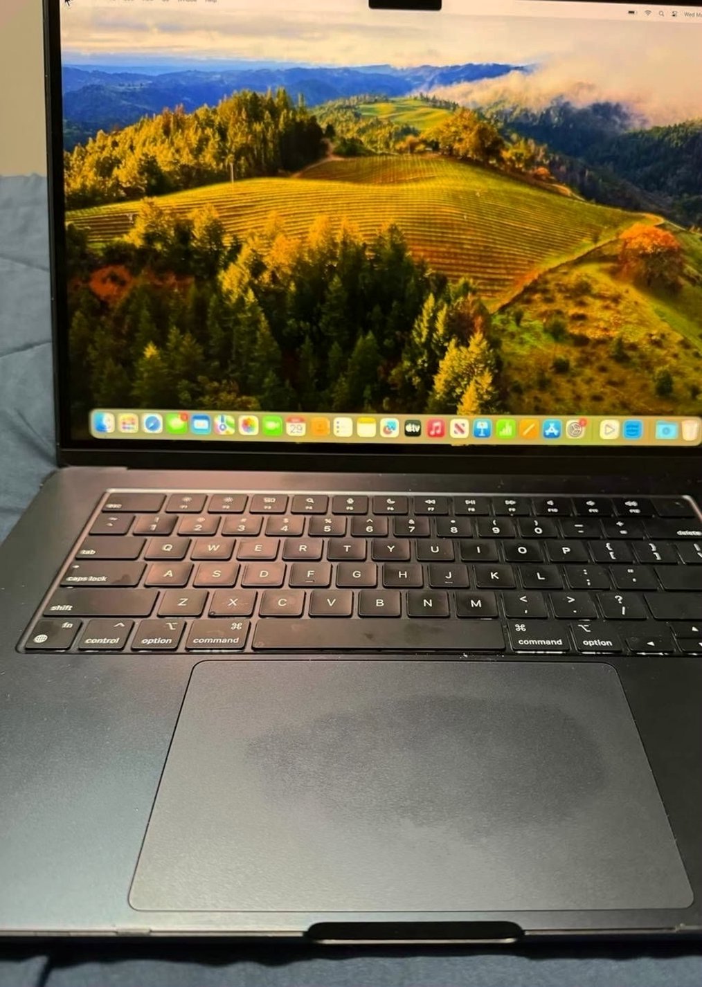 Apple MacBook Air 15 inch M2 1A83 256GB Silver Unlocked - Used image 4