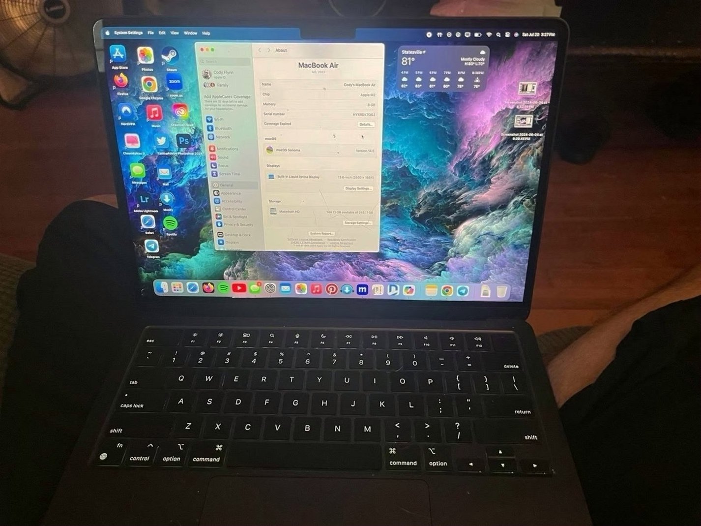 Apple MacBook Air M2 256GB Unlocked - Used