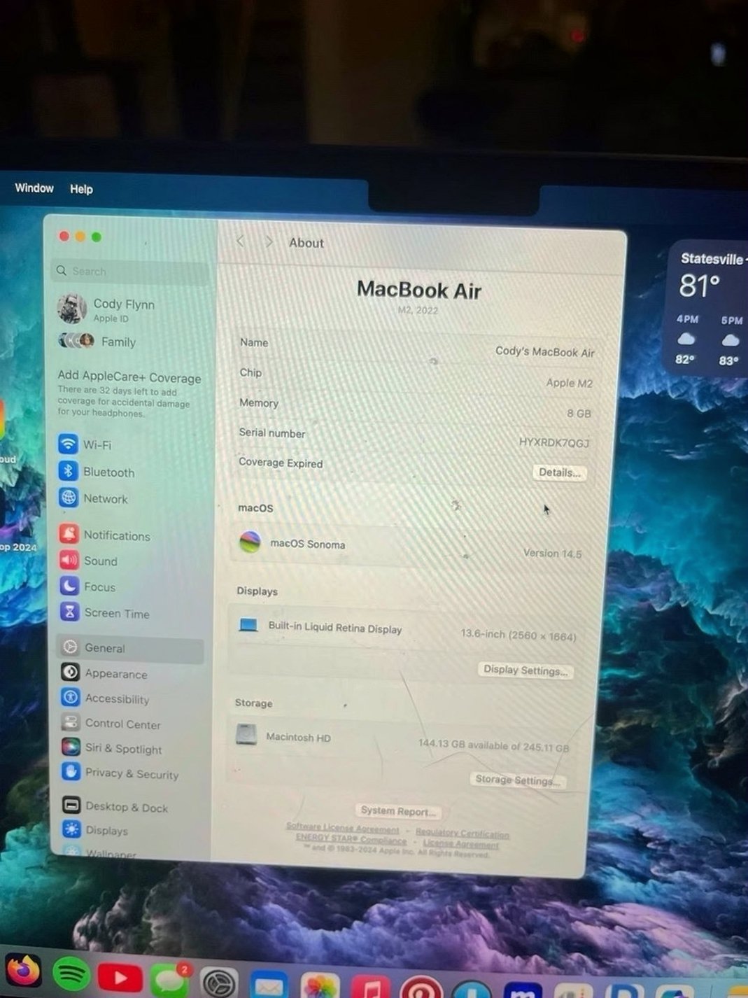 Apple MacBook Air M2 256GB Unlocked - Used image 2