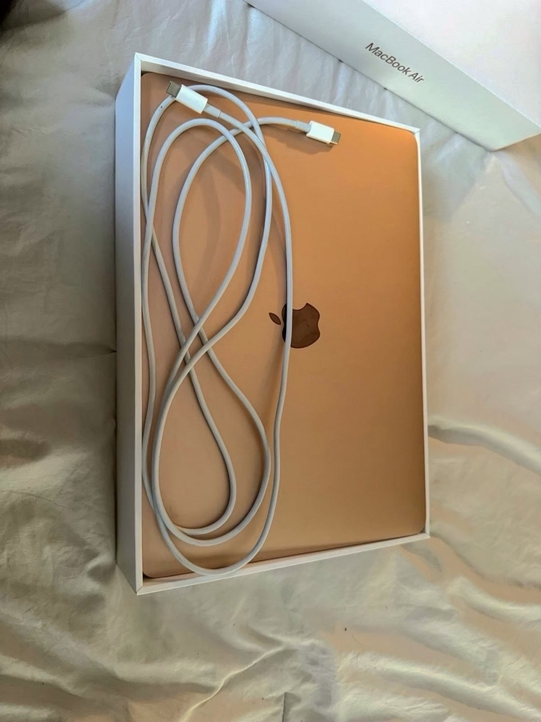 Apple MacBook Air Late 2020 256GB Rose Gold - Used