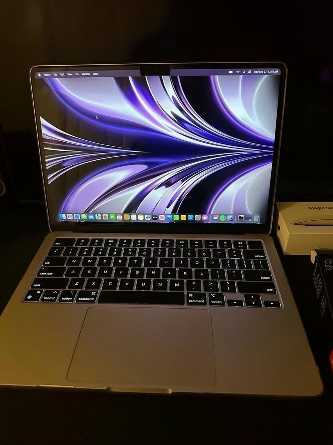 Apple MacBook Air M2 256GB Starlight Unlocked - Used
